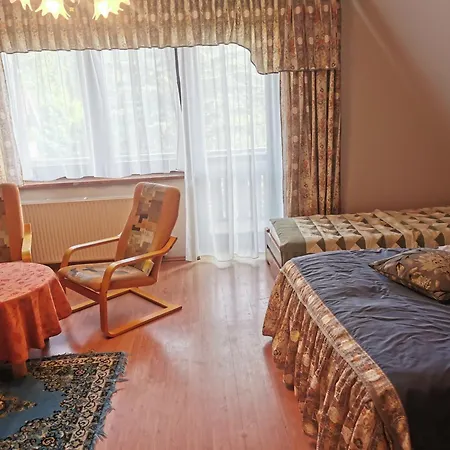 Homestay Apartamenty-wynajem Pokoi Zbigniew Tylka Koscielisko